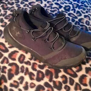 🤠Under Armour Drift 2 Reflective Camo Running Sneakers Size 6Y